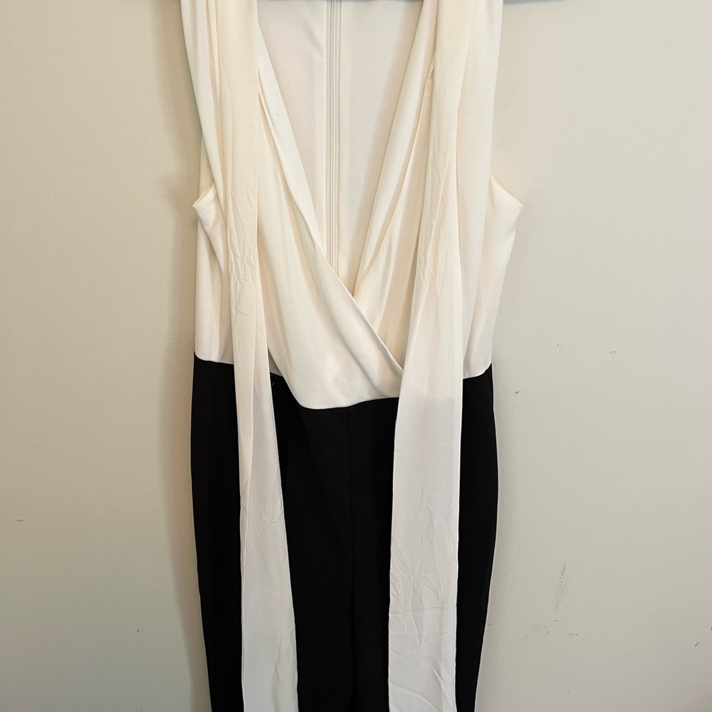 White House Black Market Pants Suit